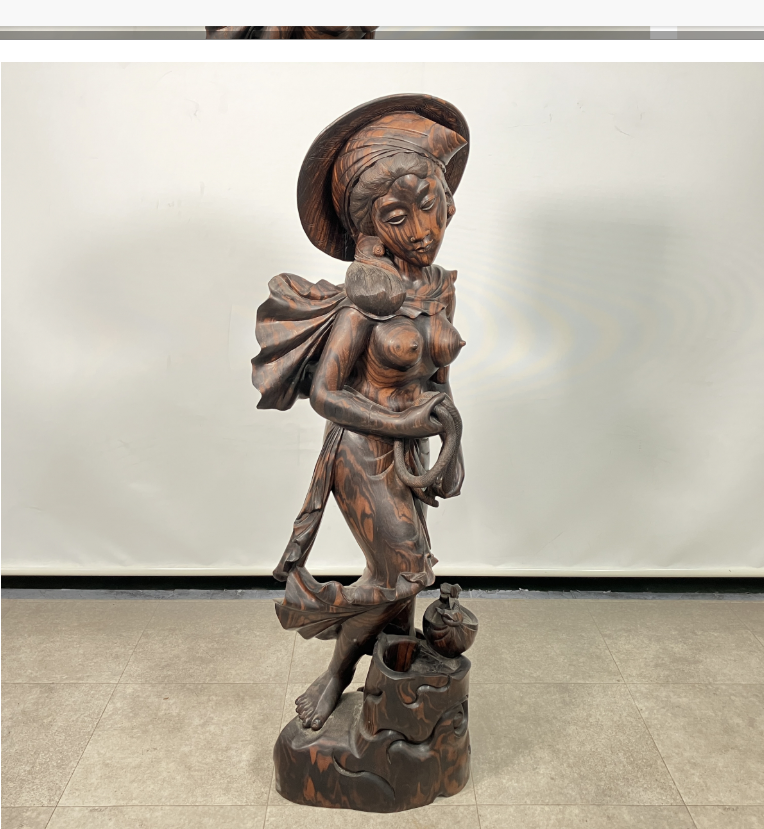 置物　古い　木彫りの置物　買取　中古　お土産